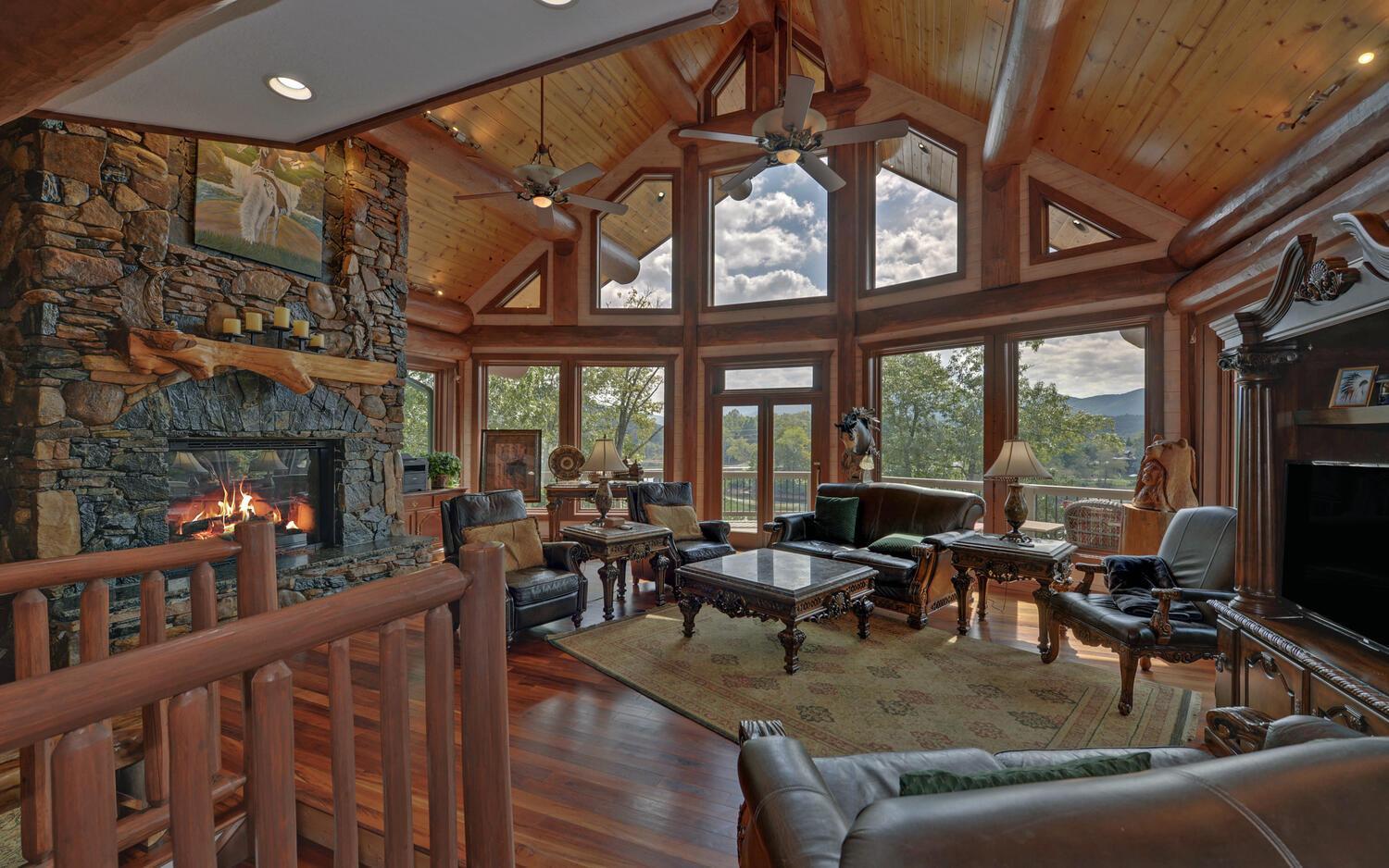 Stonecrest Lodge Lake Front Home With Private Boat Dock ハイアワシー エクステリア 写真